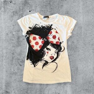 Vintage 90s Made In USA Wet Seal White Graphic Y2K T-Shirt Cropped Tiny Cute